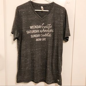 StB Mommy Tee Large VNeck VGUC